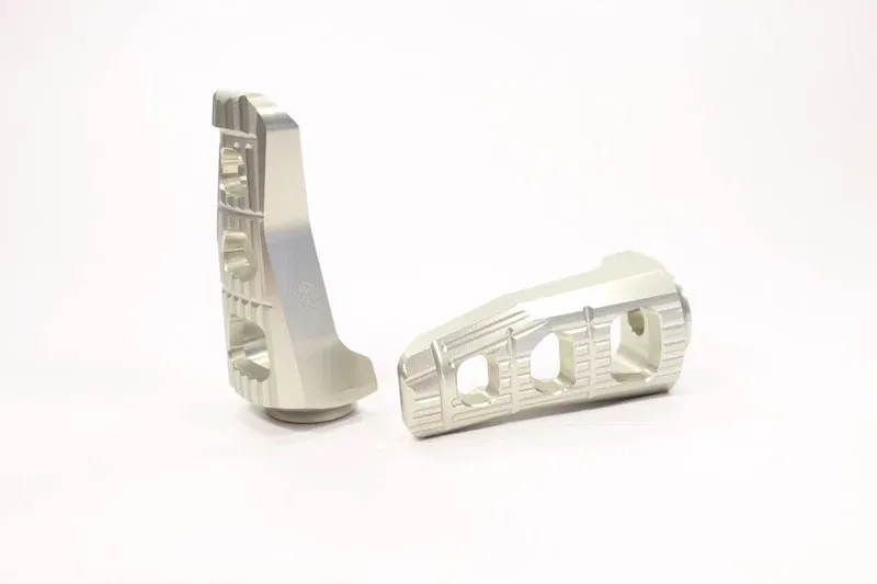 Extra rabatt FOOTREST KIT TOURING SL
