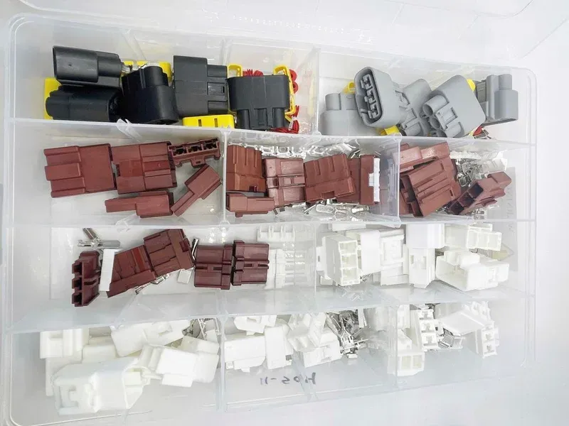 K?p nu Universal Connector Kit 11-504