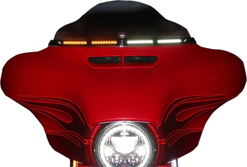 Outlet TRIM W-SHIELD W/TS CHR